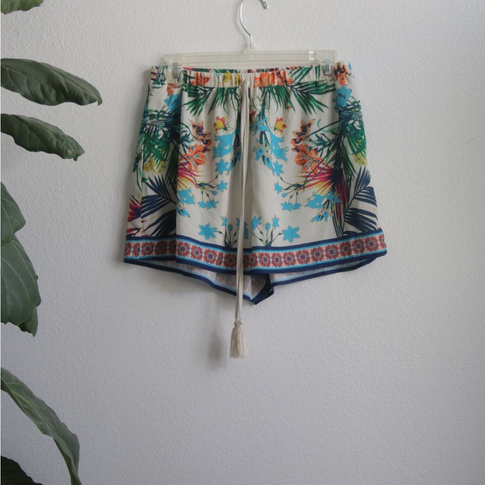 Flying Tomato Multicolor Tropical Print Women Shorts
